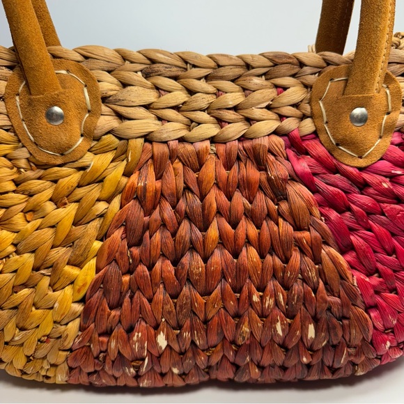 Pre-owned Vinatge Rectangular Harvest basket Bag - with Suede Handles. - Picture 6 of 16